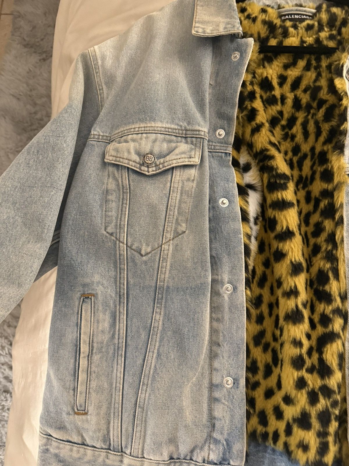 Balenciaga Balenciaga Leopard Jean Jacket Size US S / EU 44-46 / 1 - 3 Thumbnail