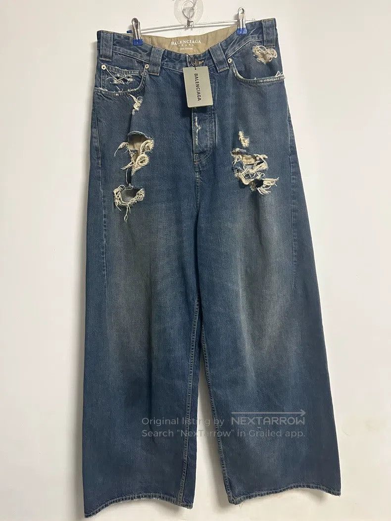 Balenciaga Balenciaga size S Water-washed Hole Ripped Baggy Loose Fit Size US 27 - 1 Thumbnail