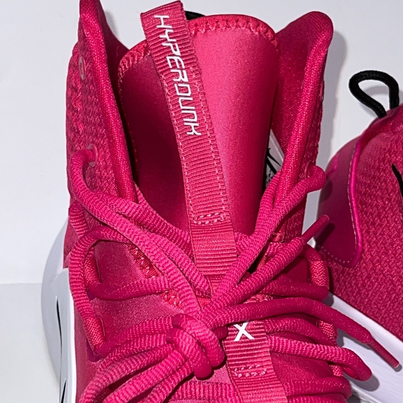 Nike 10.5 Nike Hyperdunk TB Promo School Kay Yow Breast Cancer Size US 10.5 / EU 43-44 - 7 Thumbnail