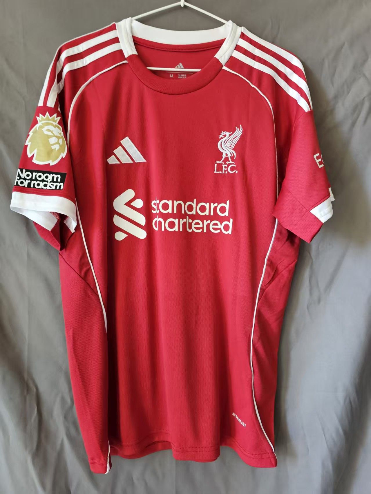 Other 2025 26 Liverpool 11 Mohamed Salah Jersey Home Size US M / EU 48-50 / 2 - 2 Thumbnail