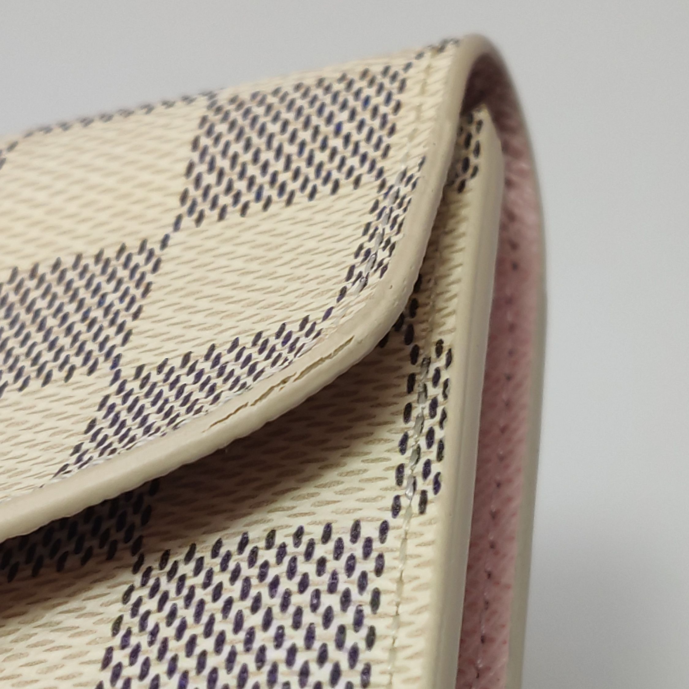 Louis Vuitton Louis Vuitton (LV) Emilie Checkerboard Snap Wallet -y2506 Size ONE SIZE - 8 Thumbnail