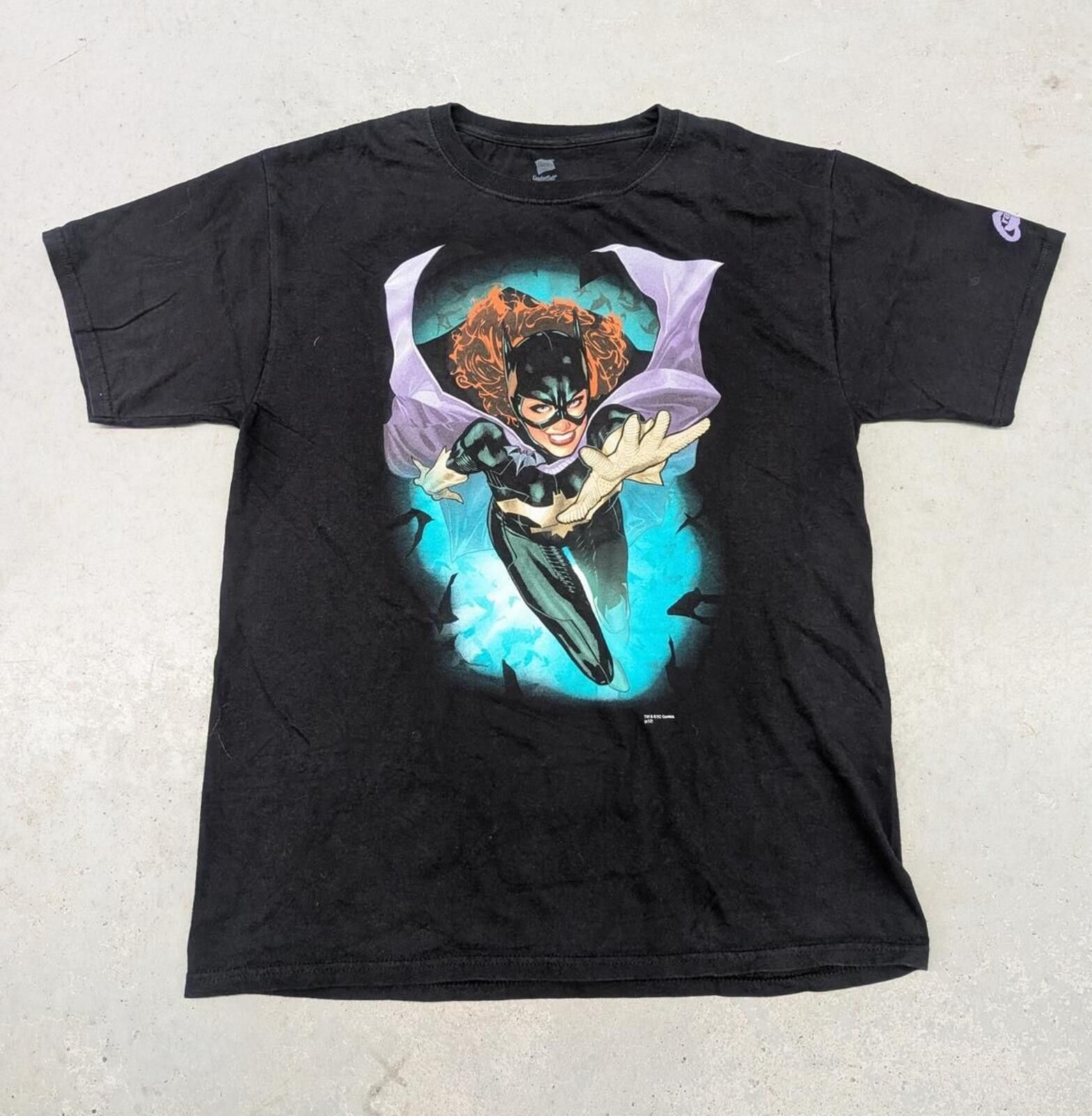 Hanes DC Comics Batwoman Graphitti 2012 Comic Book Promo T-shirt Size US M / EU 48-50 / 2 - 1 Thumbnail