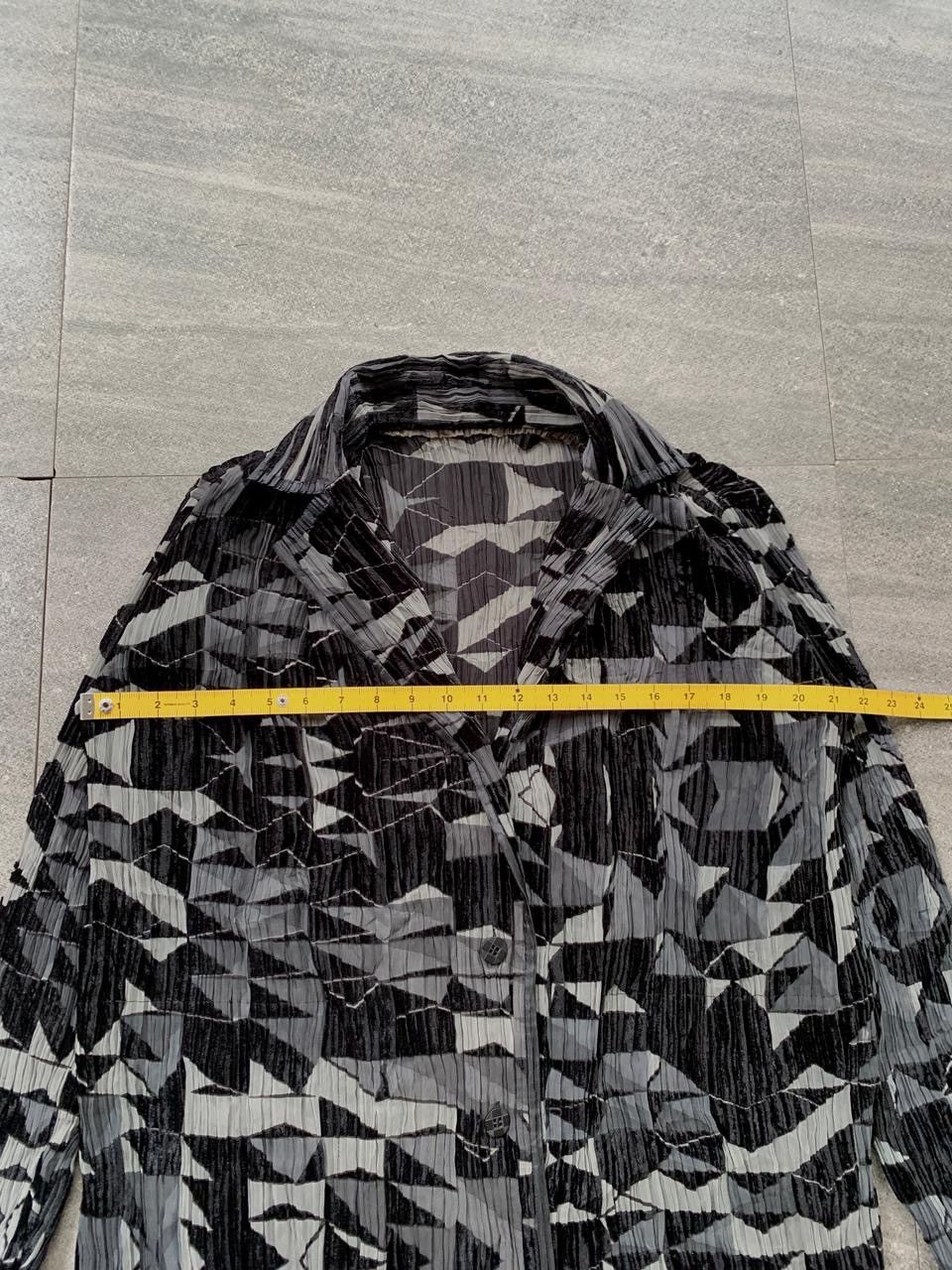 Issey Miyake FREE TAX! Pleated Printed Blazer Jacket Size US S / EU 44-46 / 1 - 9 Thumbnail