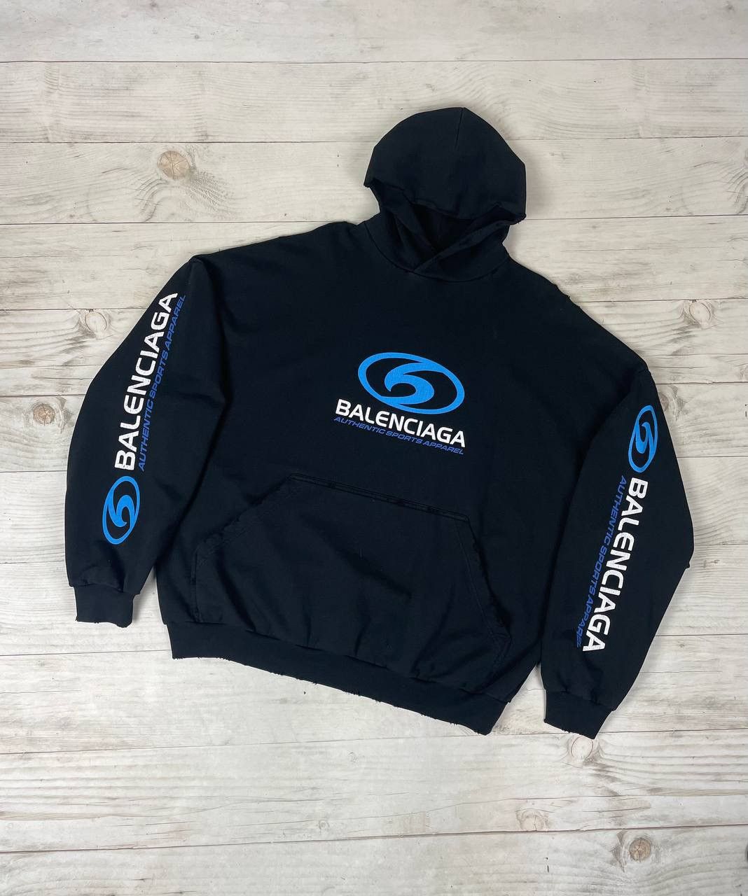 Balenciaga Balenciaga Surfer Hoodie Oversized Size US L / EU 52-54 / 3 - 4 Thumbnail