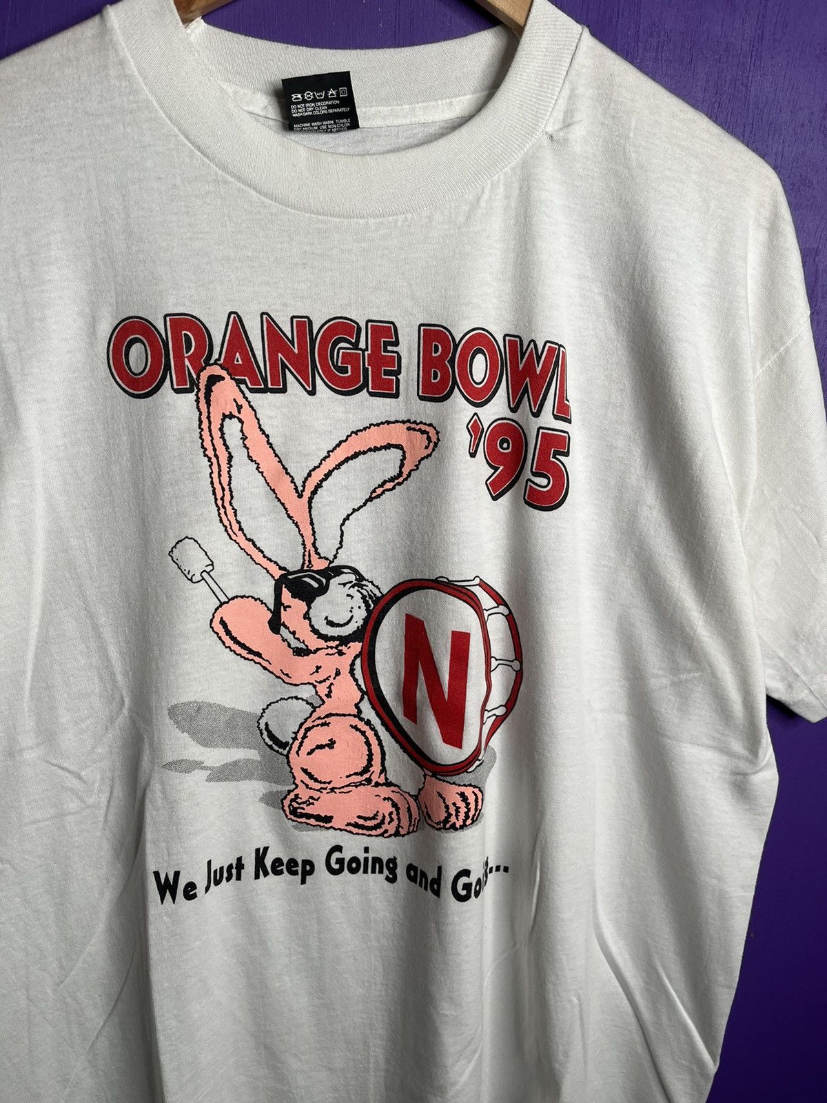 Vintage Vintage 1995 Nebraska orange bowl marching band t-shirt Size US XL / EU 56 / 4 - 3 Thumbnail