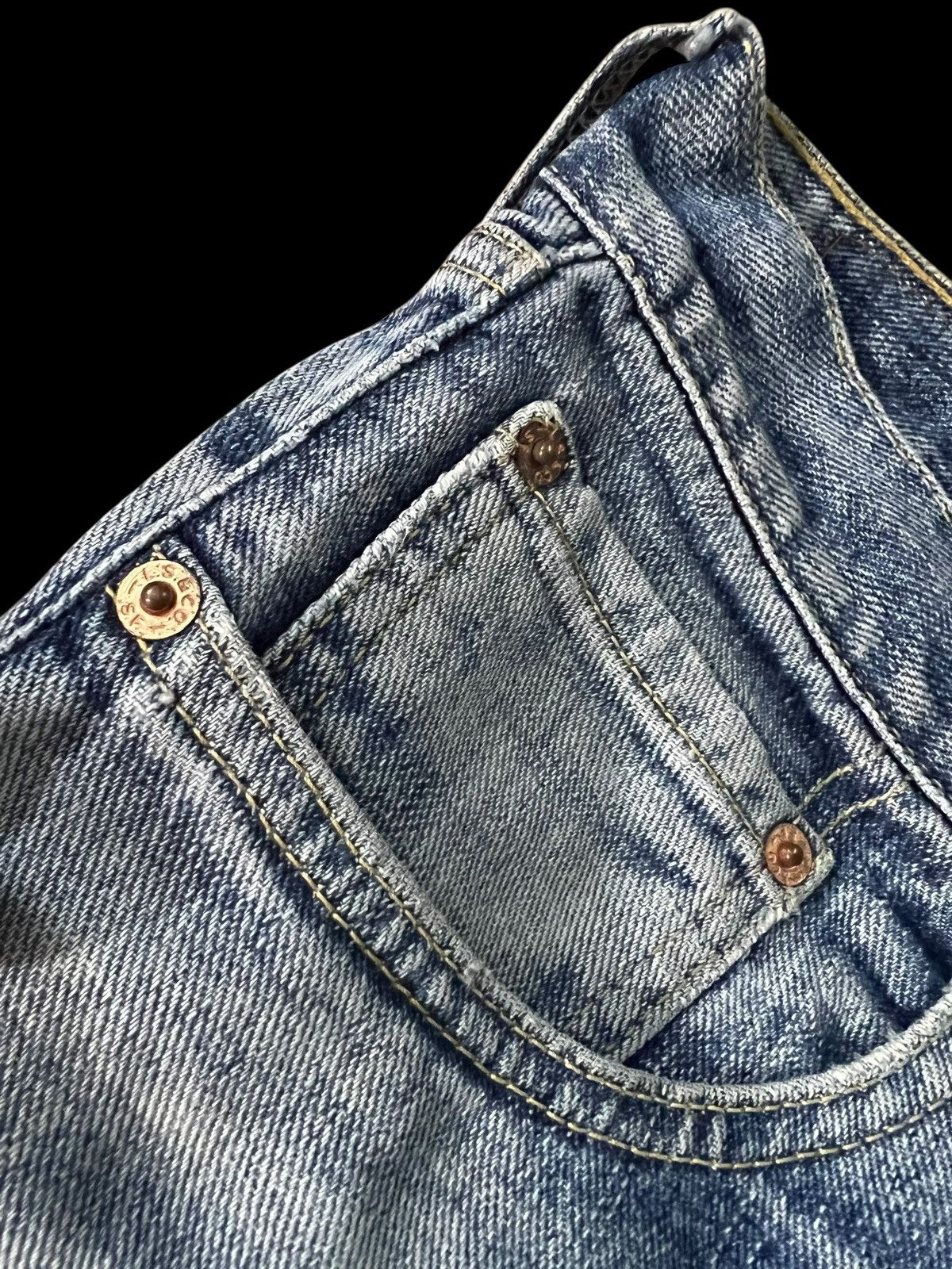 Levi's Vintage Levi’s 533 Distress Faded Denim Jean Size US 31 - 8 Thumbnail