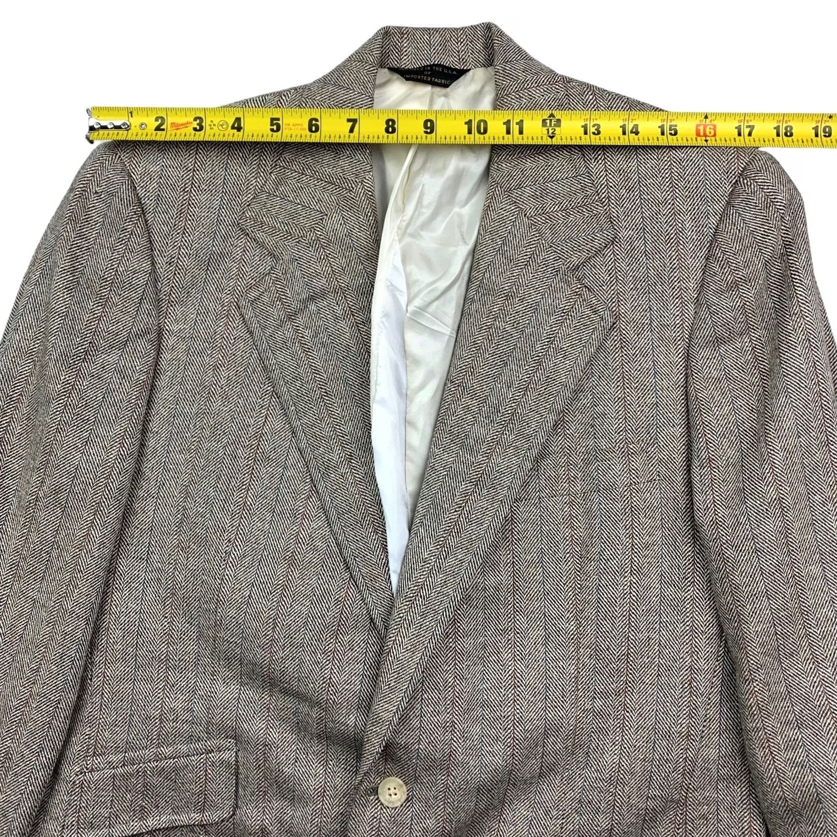 Southwick VINTAGE Southwick Blazer Jacket Men Tweed 2-Button Brown Beige Herringbone 42 R USA Womens Mens girls Size 42R - 6 Thumbnail