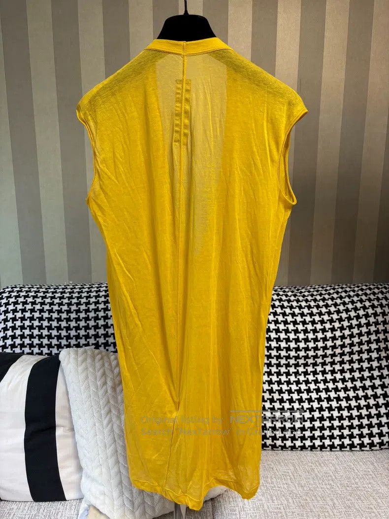 Rick Owens Rick Owens Deep V-neck sleeveless vest Size US S / EU 44-46 / 1 - 2 Thumbnail