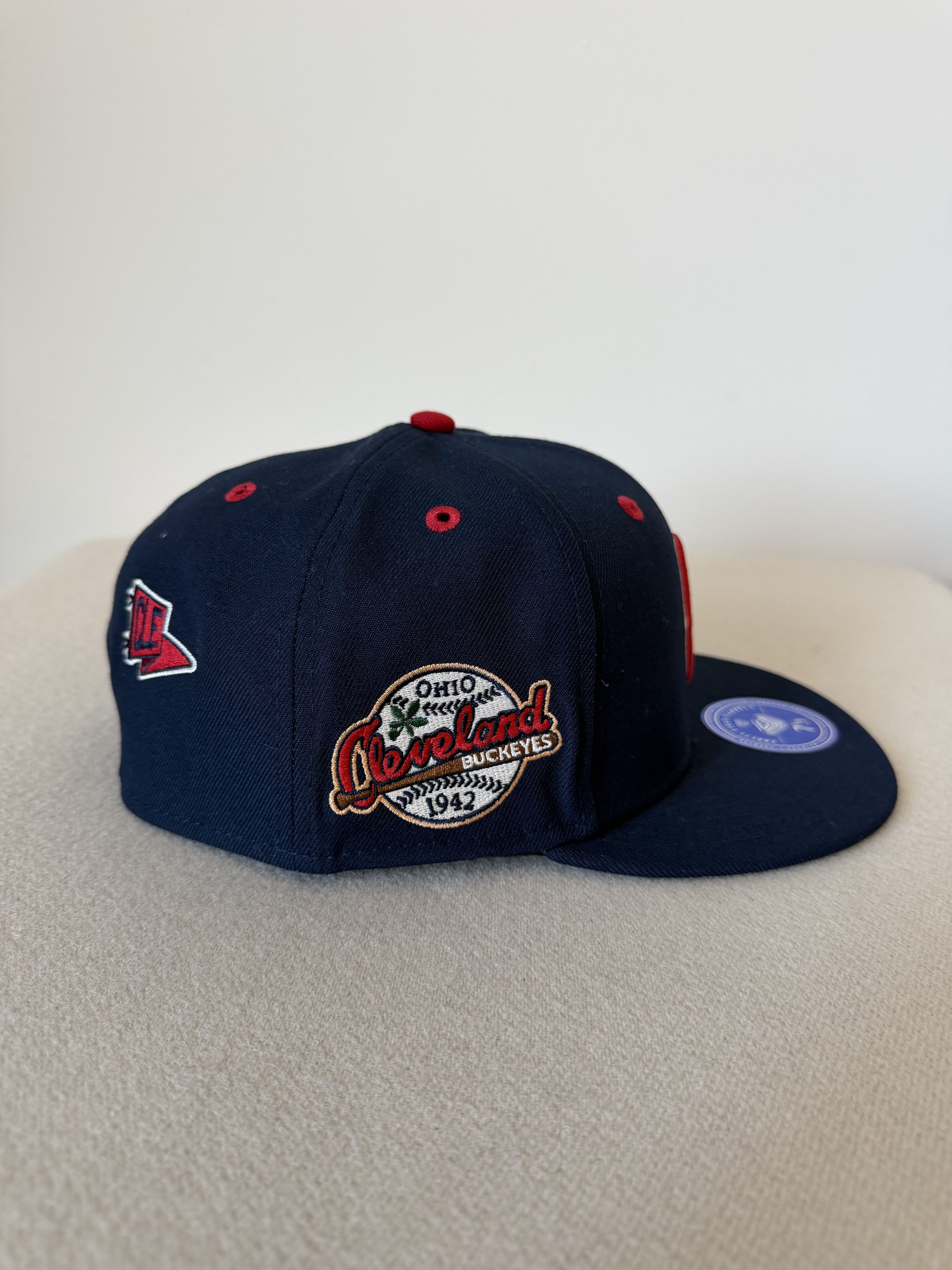 Ebbets Field Flannels 7 5/8 Ebbets Field Flannels Cleveland Buckeys Fitted Hat Size ONE SIZE - 3 Thumbnail