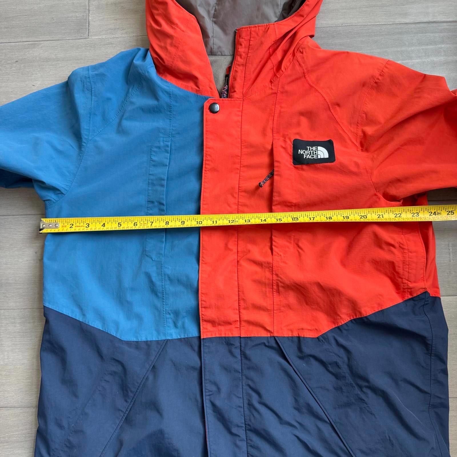 The North Face The North Face Men's Colorblock Windbreaker Jacket Size L Size US L / EU 52-54 / 3 - 6 Thumbnail