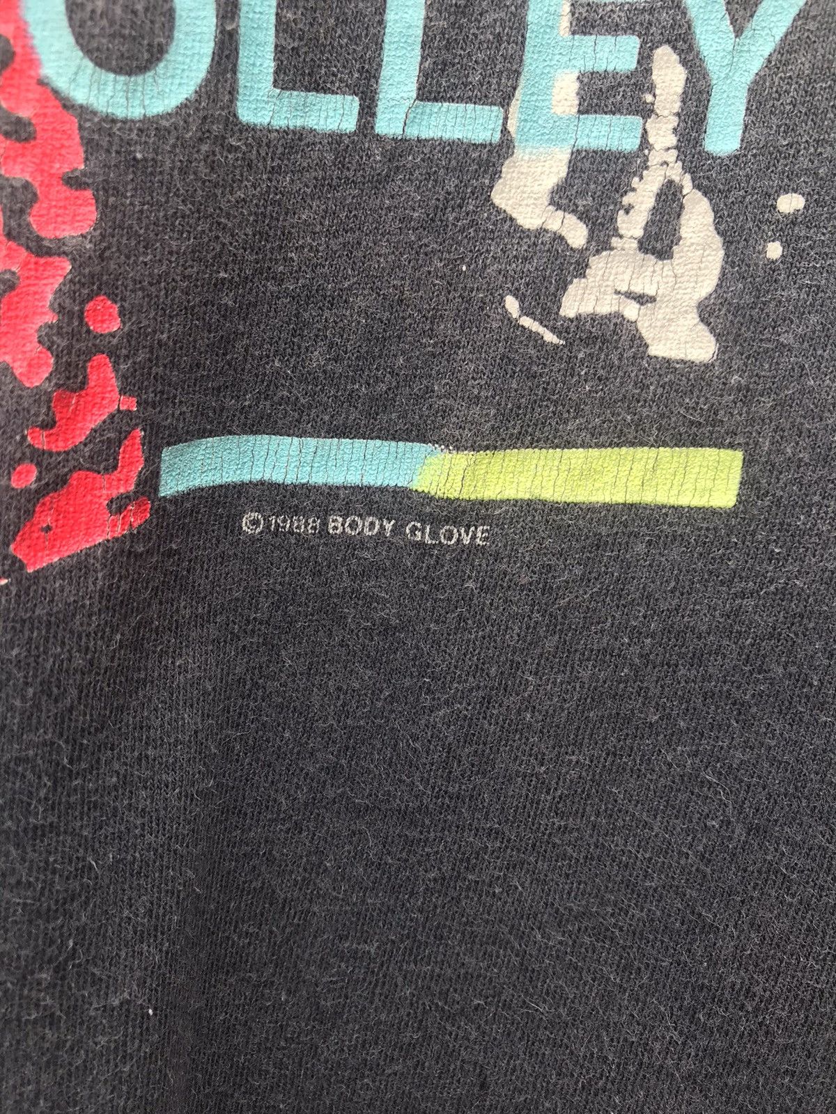 Body Glove Vintage 1988 Body Glove Volleyball Sportwear Faded Shirt Size US S / EU 44-46 / 1 - 5 Thumbnail