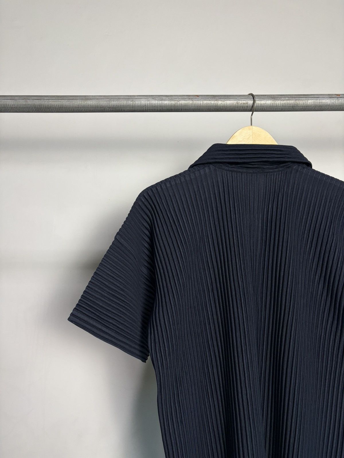 Homme Plisse Issey Miyake FREE TAX! Issey Miyake Homme Plisse Pleated Polo Shirt Size US L / EU 52-54 / 3 - 5 Thumbnail