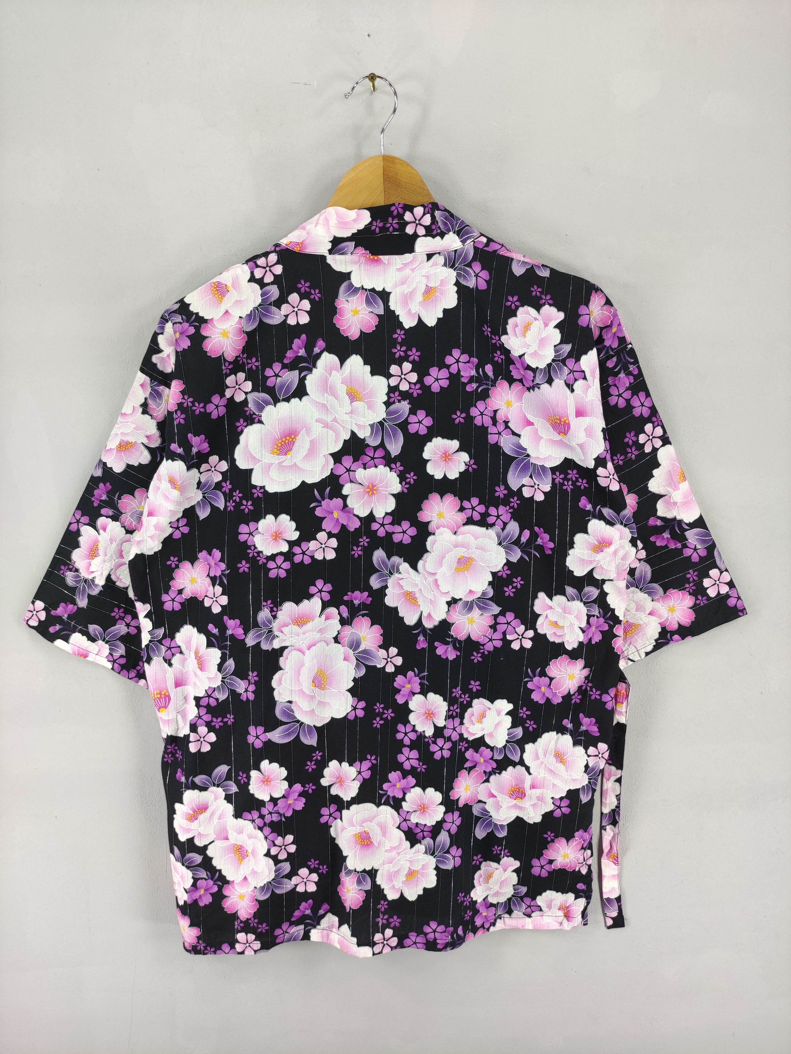 Japanese Brand Vintage Japanese Kimono Flower pattern Size US M / EU 48-50 / 2 - 8 Thumbnail