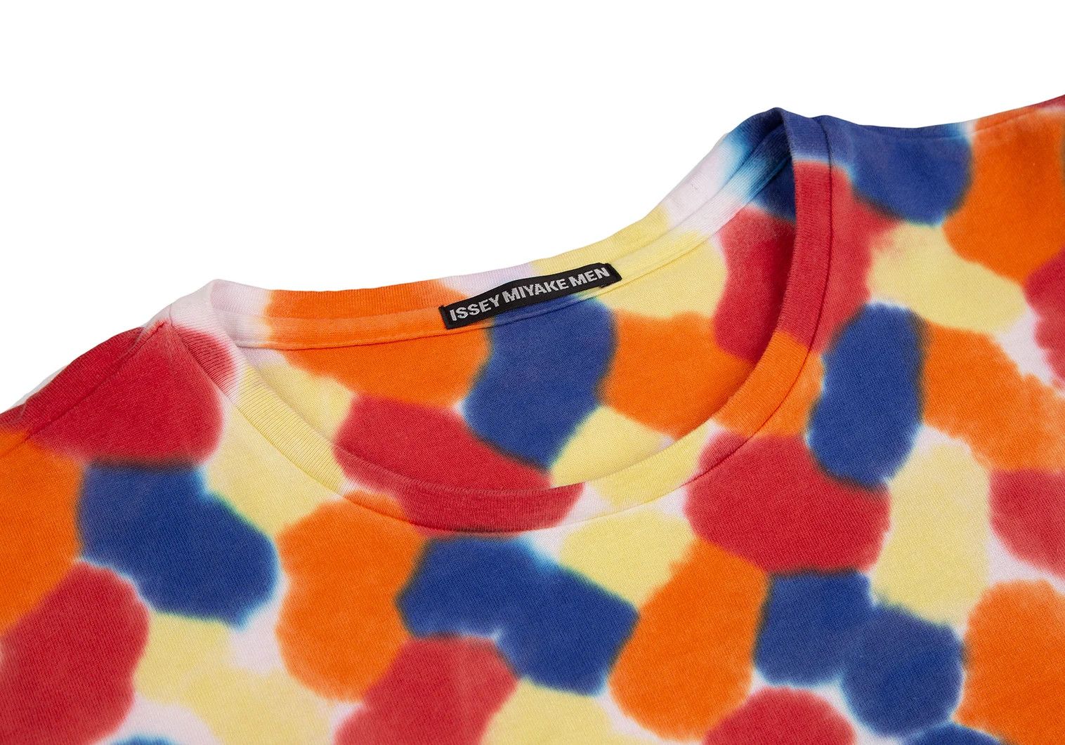 Issey Miyake Multi Watercolor Print T-Shirt in Purple, Size L Size US L / EU 52-54 / 3 - 3 Thumbnail