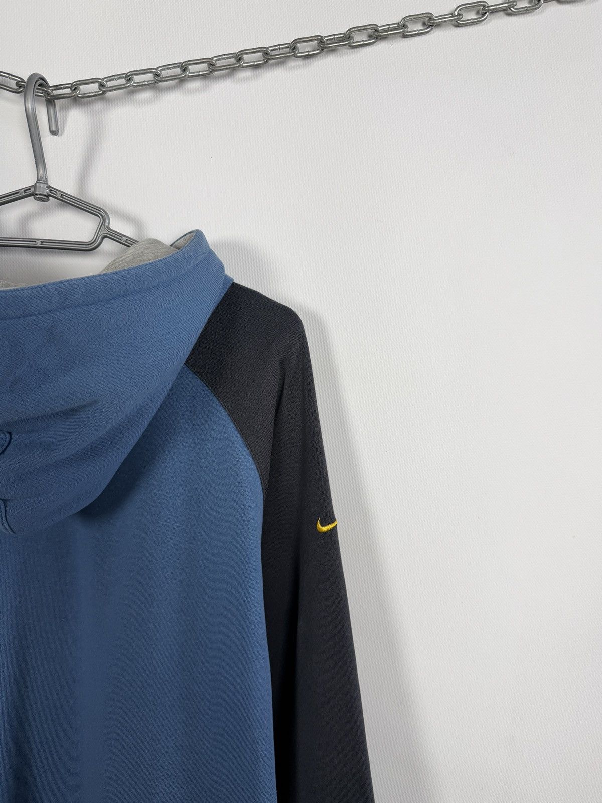 Nike Vintage Nike Full Zip Hoodie Big Embroidered Logo Rare XL Size US XL / EU 56 / 4 - 13 Thumbnail