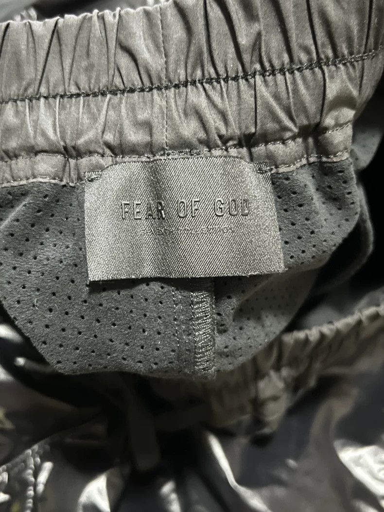 Fear of God Fear of God patent leather shorts Size US 32 / EU 48 - 5 Thumbnail