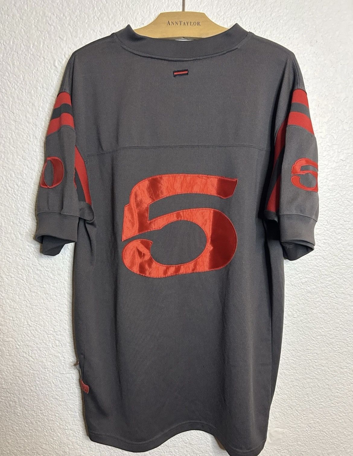 Fubu VTG FUBU Official Grey Red Y2K Football Jersey Men Large Size US L / EU 52-54 / 3 - 2 Thumbnail