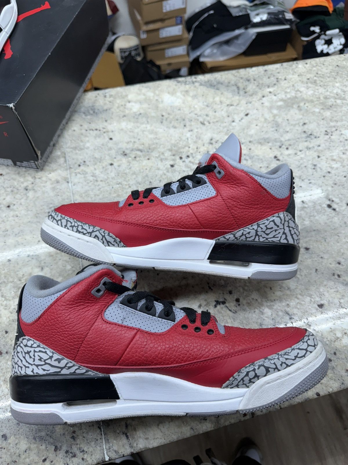 Jordan Brand Jordan 3 Retro SE Unites Size US 10 / EU 43 - 2 Thumbnail