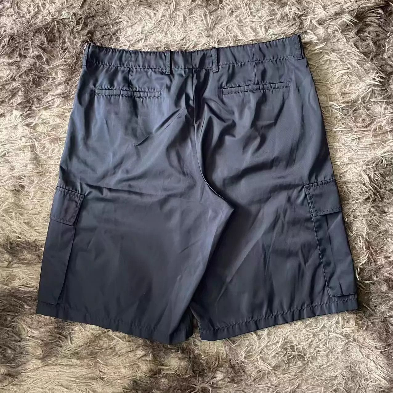 Prada Prada Triangle Logo Work Shorts 50 New Waist 96 Length 59 Size US 34 / EU 50 - 2 Thumbnail