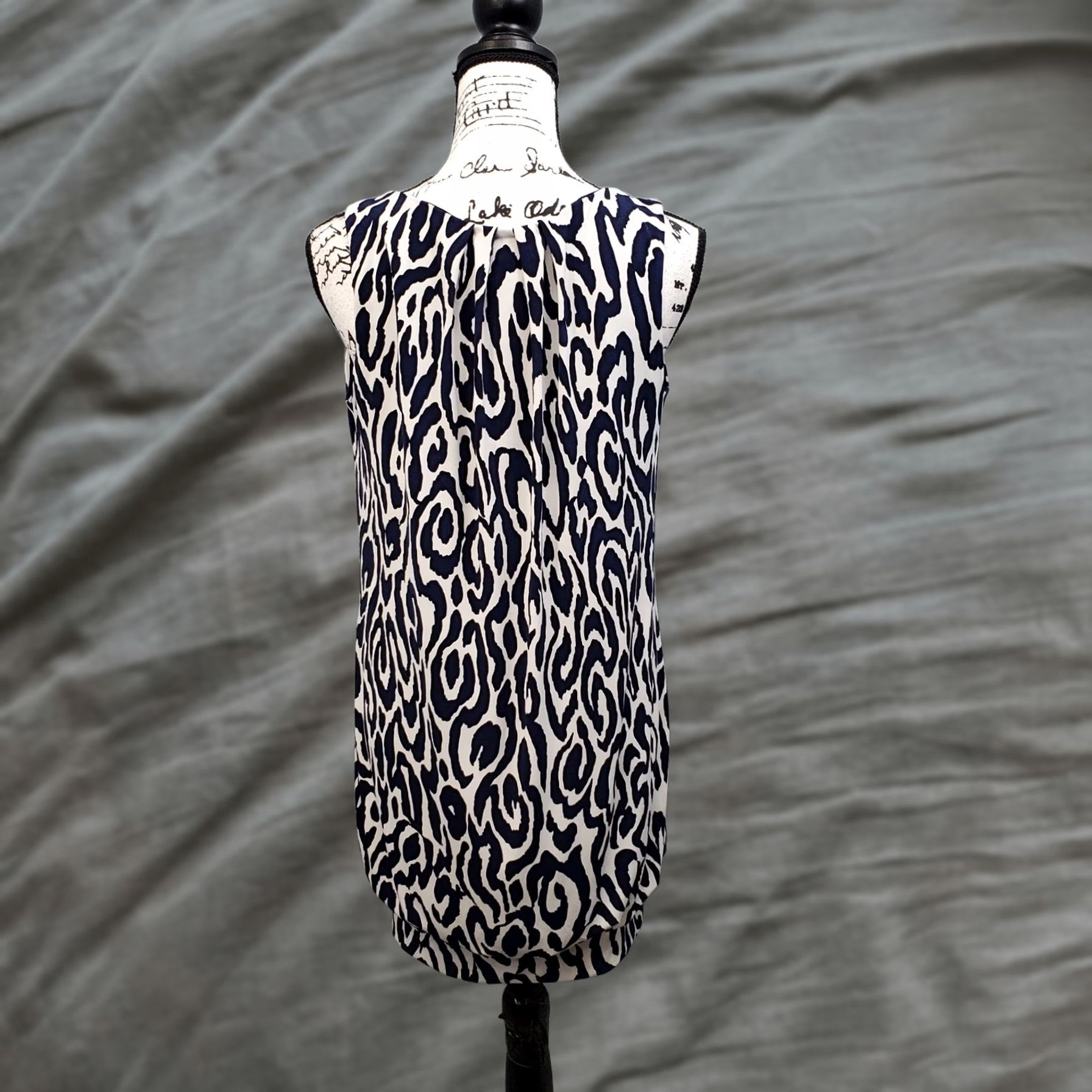 Vintage INC International Concepts Short Dress Women's L Blue White Geo Print Round Neck Dress Size 36" / US 14 / IT 50 - 1 Thumbnail