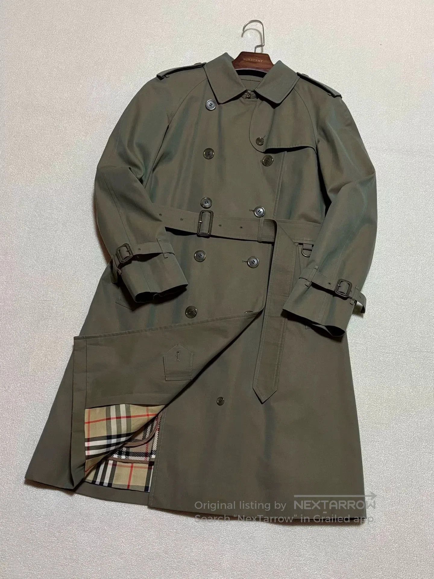 Burberry Burberry Women's Trench Coat. Size M / US 6-8 / IT 42-44 - 2 Thumbnail