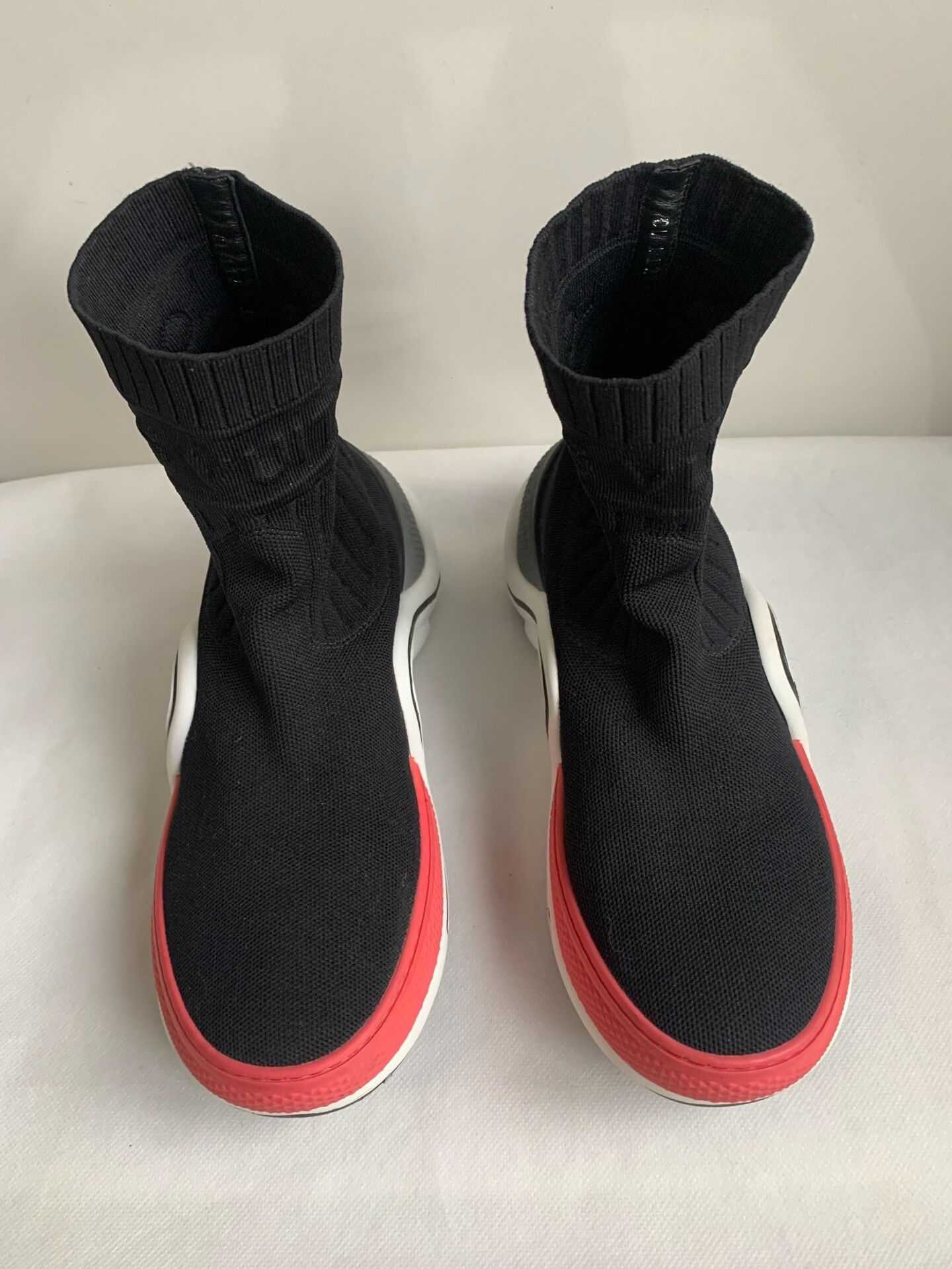Louis Vuitton LV Archlight Women's Sneakers Size US 6 / IT 36 - 1 Thumbnail