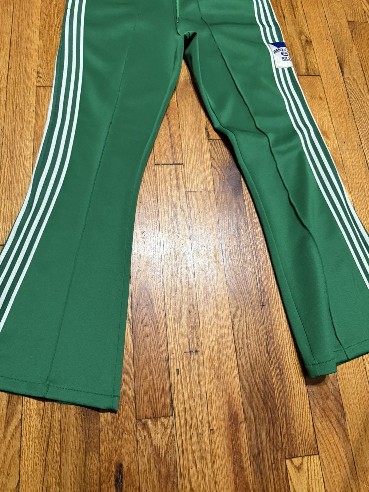 The GV Gallery The Gv Gallery Raspberry Hills Leon Sweatpants Size Small Size US 32 / EU 48 - 3 Thumbnail