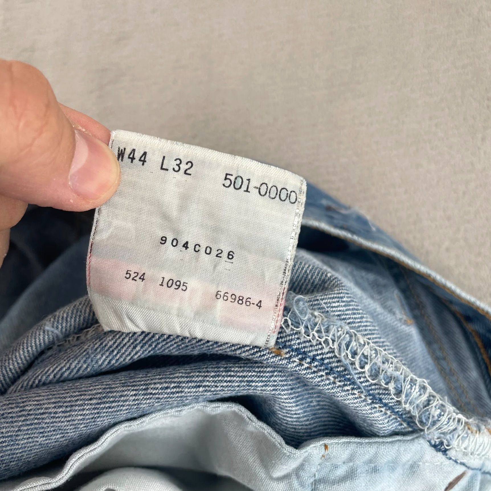 Levi's VINTAGE Levi's 501 XX Jeans Men 40x29 Blue Medium Wash Denim USA Made Y2K 80s 90s USA Mens Regular 5-Pocket Button-Fly Size US 40 / EU 56 - 3 Thumbnail
