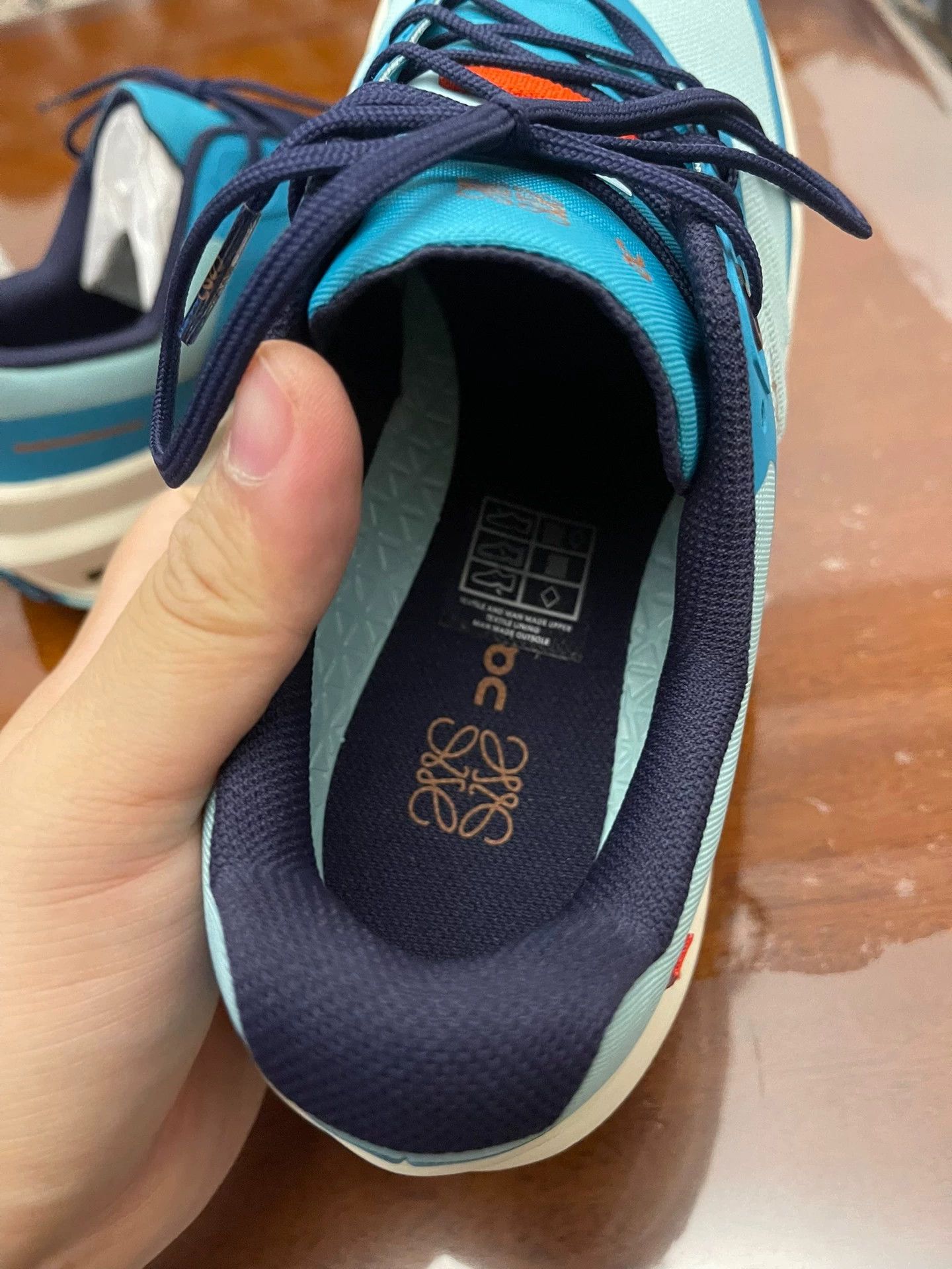 Loewe LOEWE x On Men's UK6.5 Unworn Running/Casual Sneaker Size US 7 / EU 40 - 9 Thumbnail