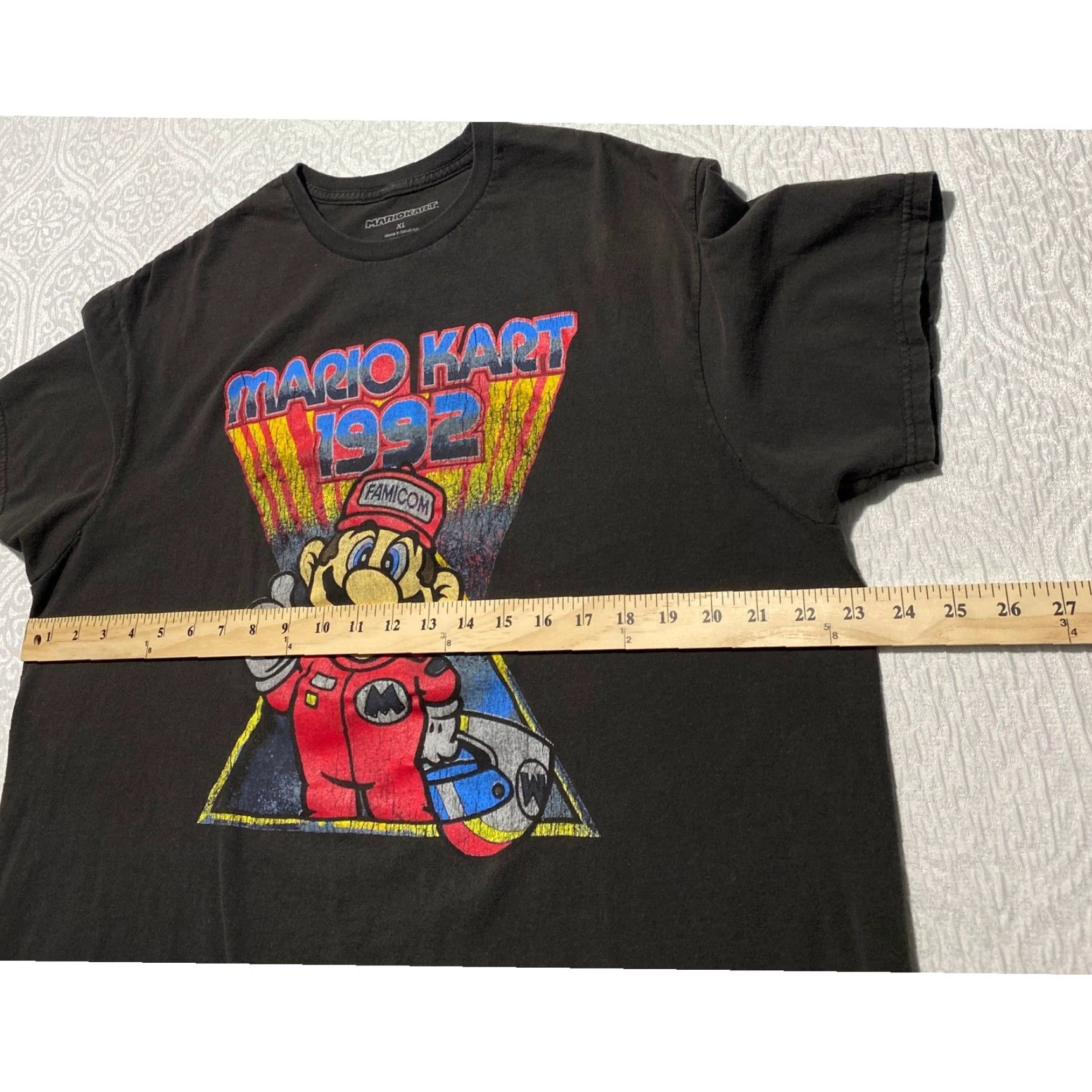 Nintendo Nintendo Mario Kart 1992 Famicom Graphic Tee Mens XL Black Short Sleeve 2021 Size US XL / EU 56 / 4 - 6 Thumbnail