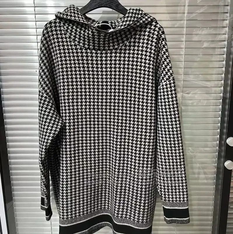 Dior Dior Black Cashmere Pullover Sweater for Women . Size S / US 4 / IT 40 - 1 Thumbnail