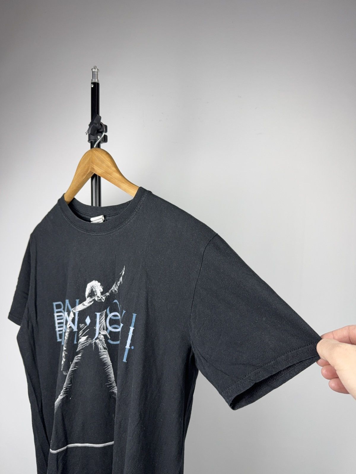 Bon Jovi Bon Jovi “This House Is Not For Sale” 2019 Tour T-Shirt Size US L / EU 52-54 / 3 - 9 Thumbnail
