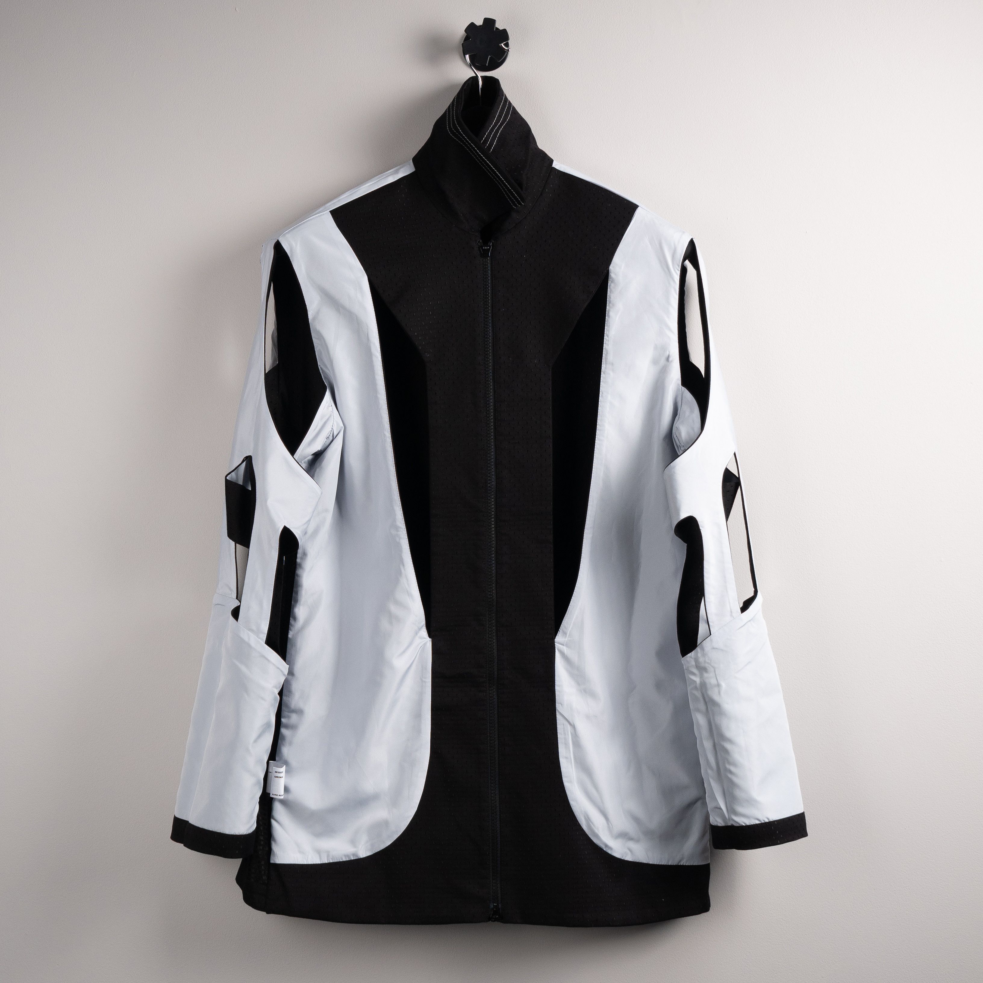 Kiko Kostadinov Kiko Kostadinov SS21 'Hydra' Cut Out Shell Jacket Black Size US S / EU 44-46 / 1 - 4 Thumbnail
