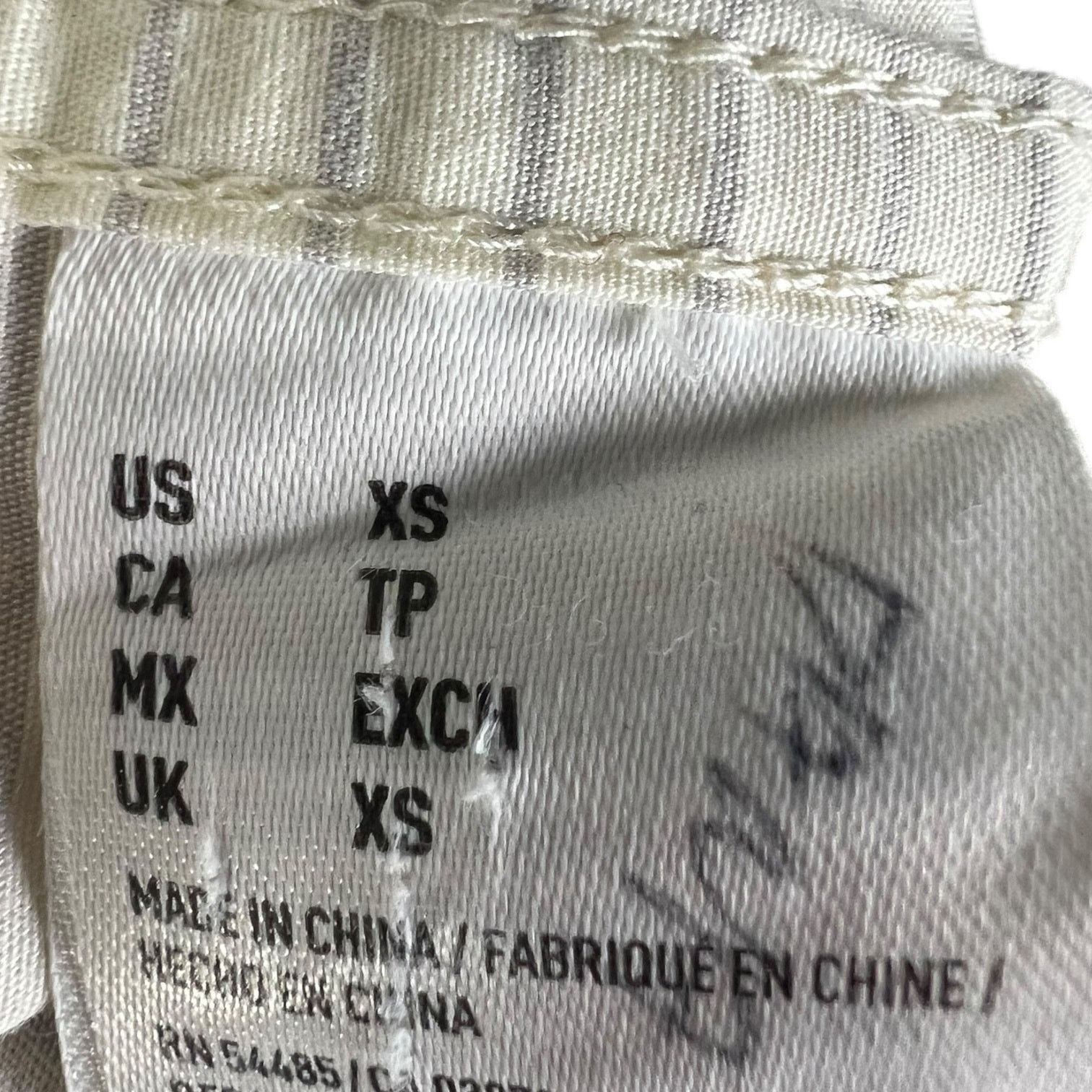 American Eagle Outfitters Men's American Eagle Cream Striped Button-Up Shirt - Size XS Size US XS / EU 42 / 0 - 4 Thumbnail