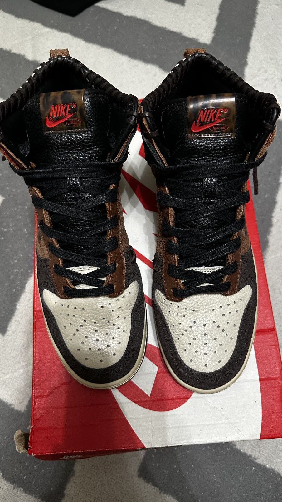 Bodega × Nike Nike Dunk x BDGA (Bodega) Size 9 Men's Pre-Owned Size US 9 / EU 42 - 2 Thumbnail