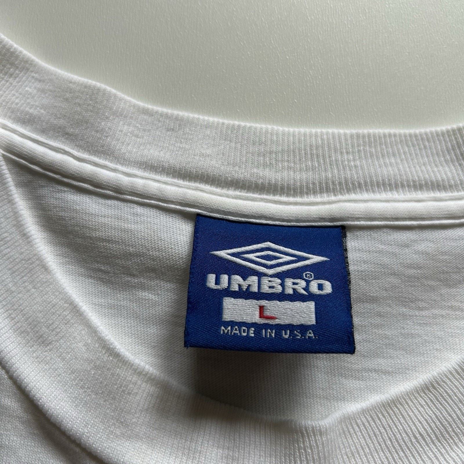 Umbro Vintage 90s Umbro T Shirt Large USA Made Distressed Soccer Size US L / EU 52-54 / 3 - 5 Thumbnail