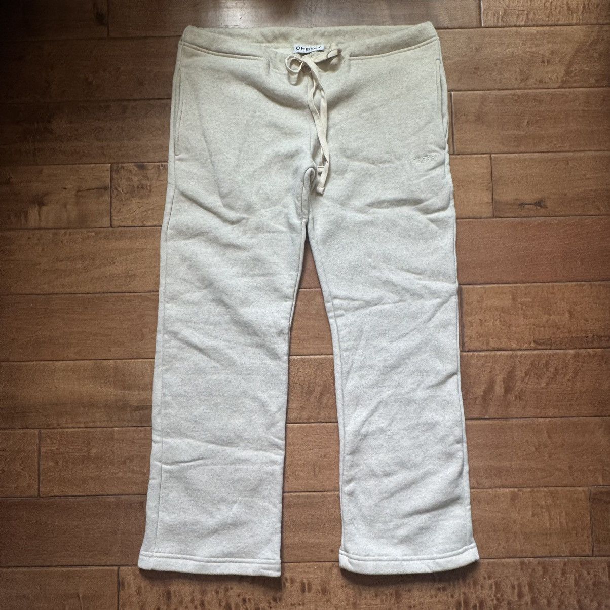 Cherry LA Cherry Los Angeles Sweatpants (Cream) Size 28" / US 6 / IT 42 - 1 Thumbnail