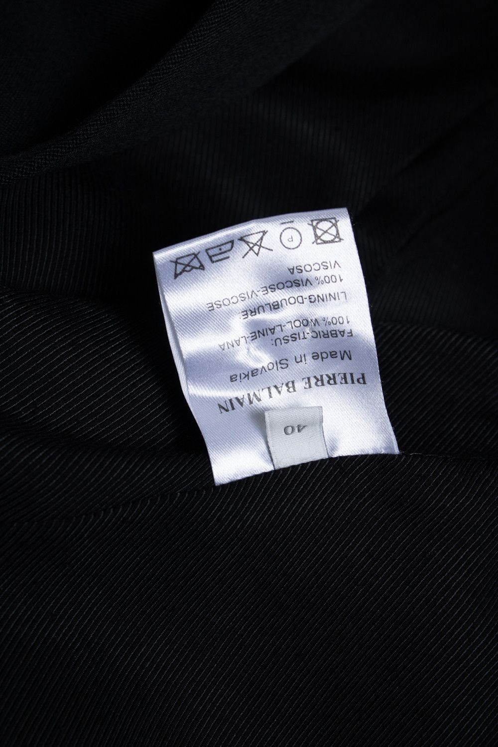 Pierre Balmain Pierre Balmain, black double breasted blazer Size M / US 6-8 / IT 42-44 - 7 Thumbnail