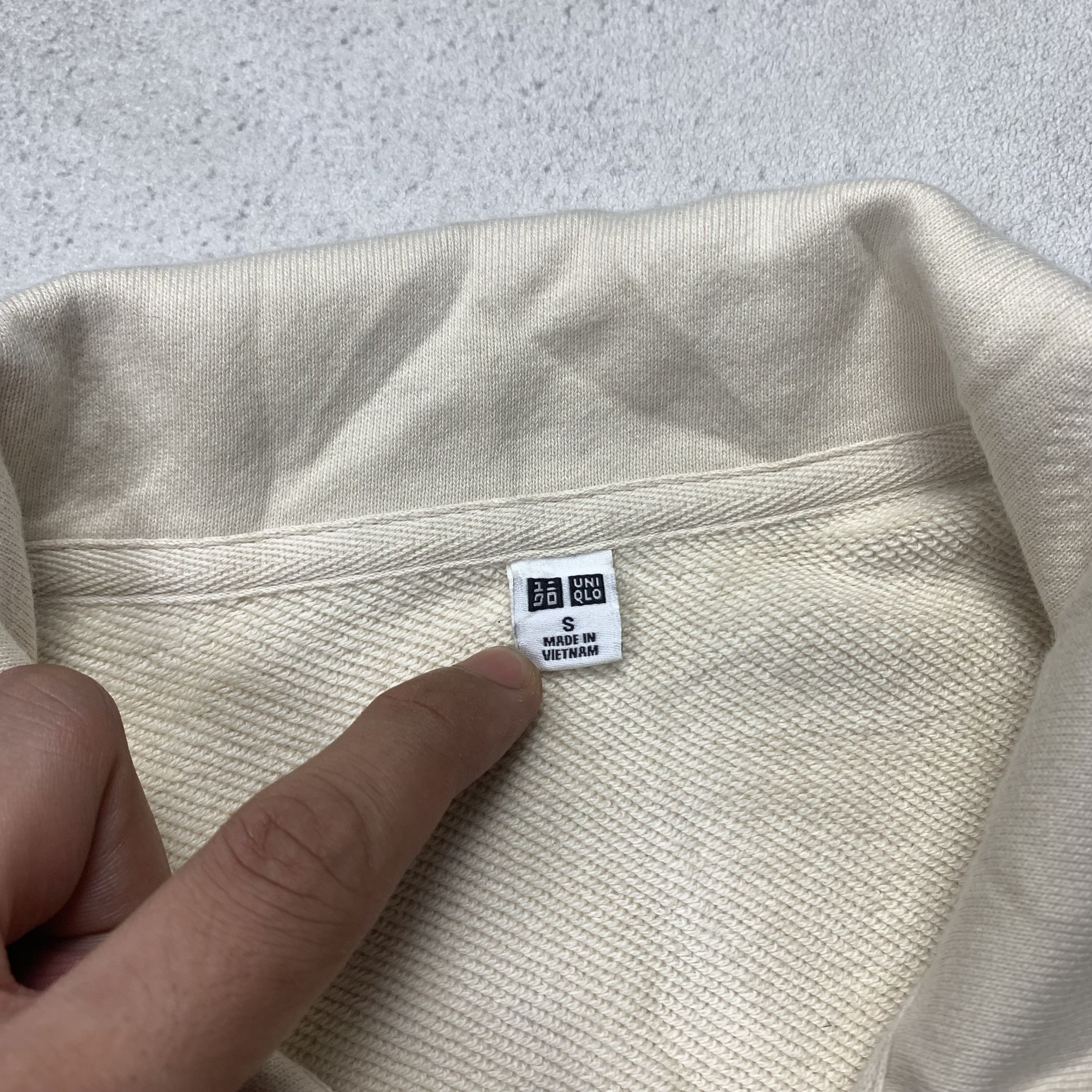 Uniqlo Uniqlo Halfzip Sweatshirt Size US S / EU 44-46 / 1 - 4 Thumbnail