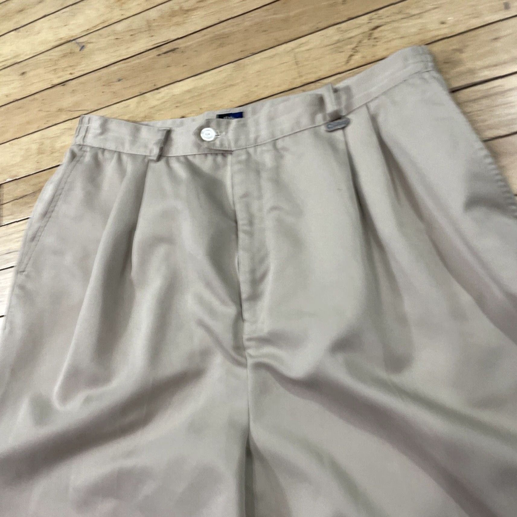 Callaway VINTAGE Callaway Pants Women 16 Khaki Pleated Wide-Leg 16 Beige Logo Metal 90s Mens Womens Girls Size 24" / US 00 / IT 34 - 3 Thumbnail