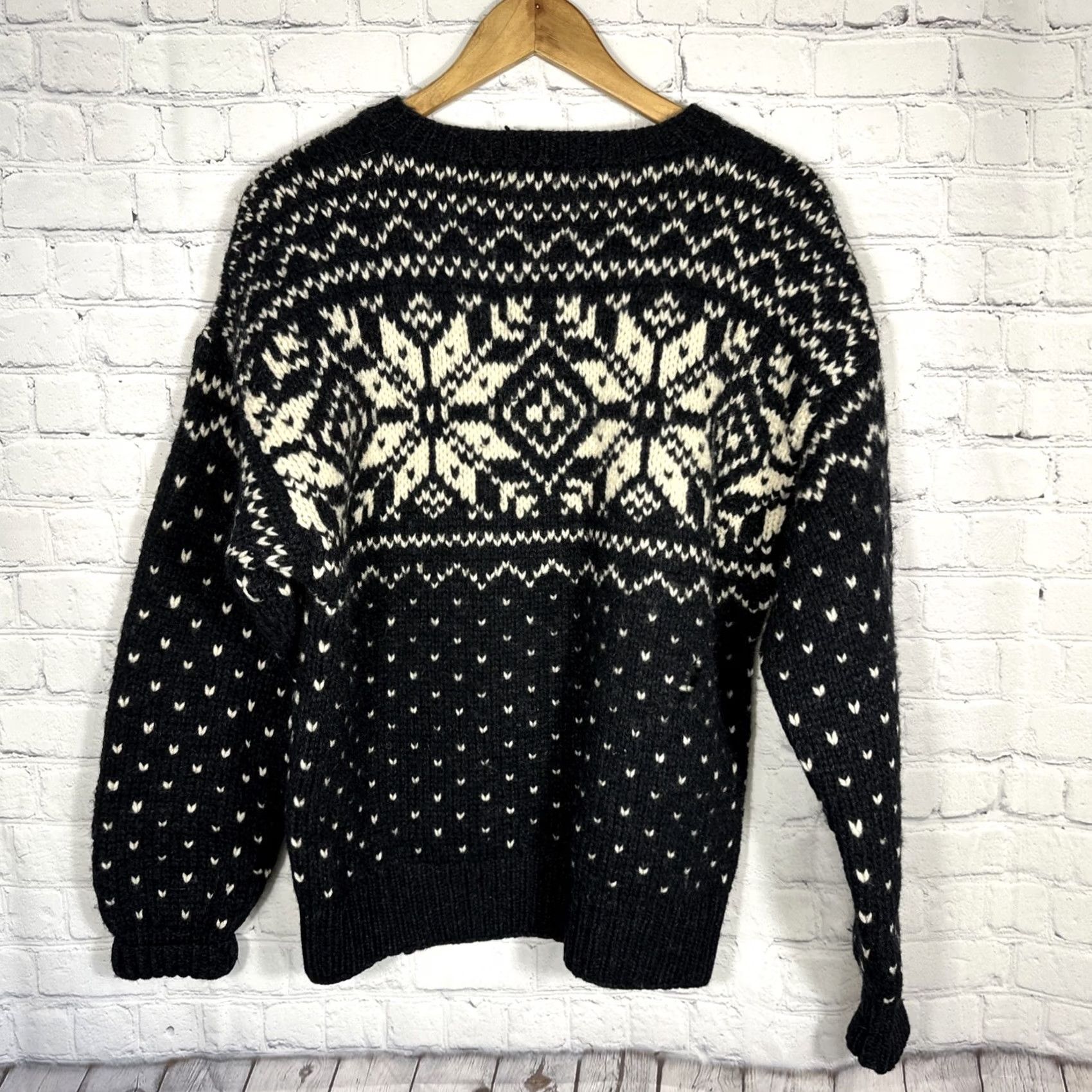 Gap Vintage GAP Wool Sweater Mens Medium Snowflake Knit Pullover Cabincore FLAW Size US M / EU 48-50 / 2 - 5 Thumbnail