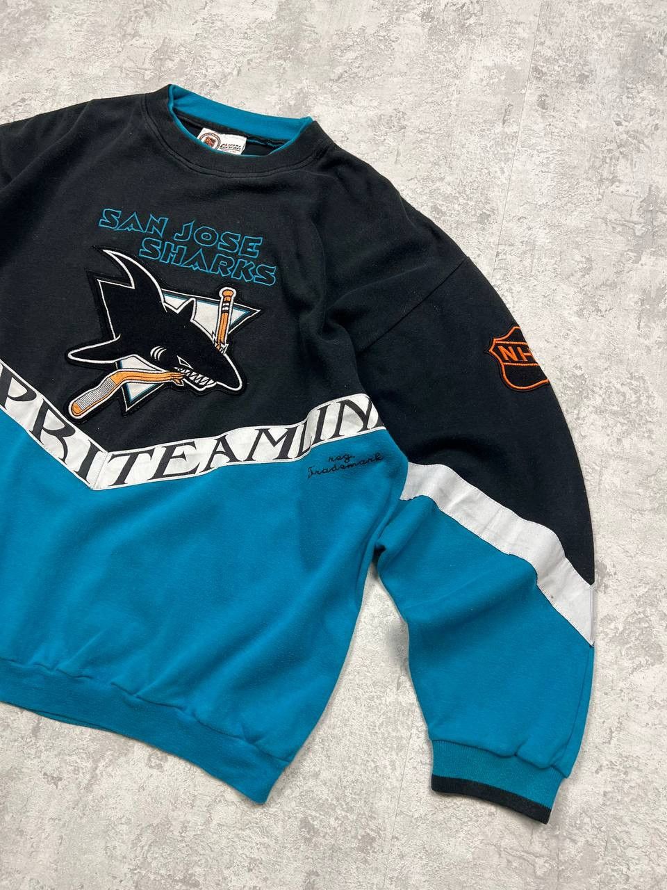 NHL Vintage San Jose Sharks Hockey NHL Sweatshirt Big Logo Size US L / EU 52-54 / 3 - 5 Thumbnail