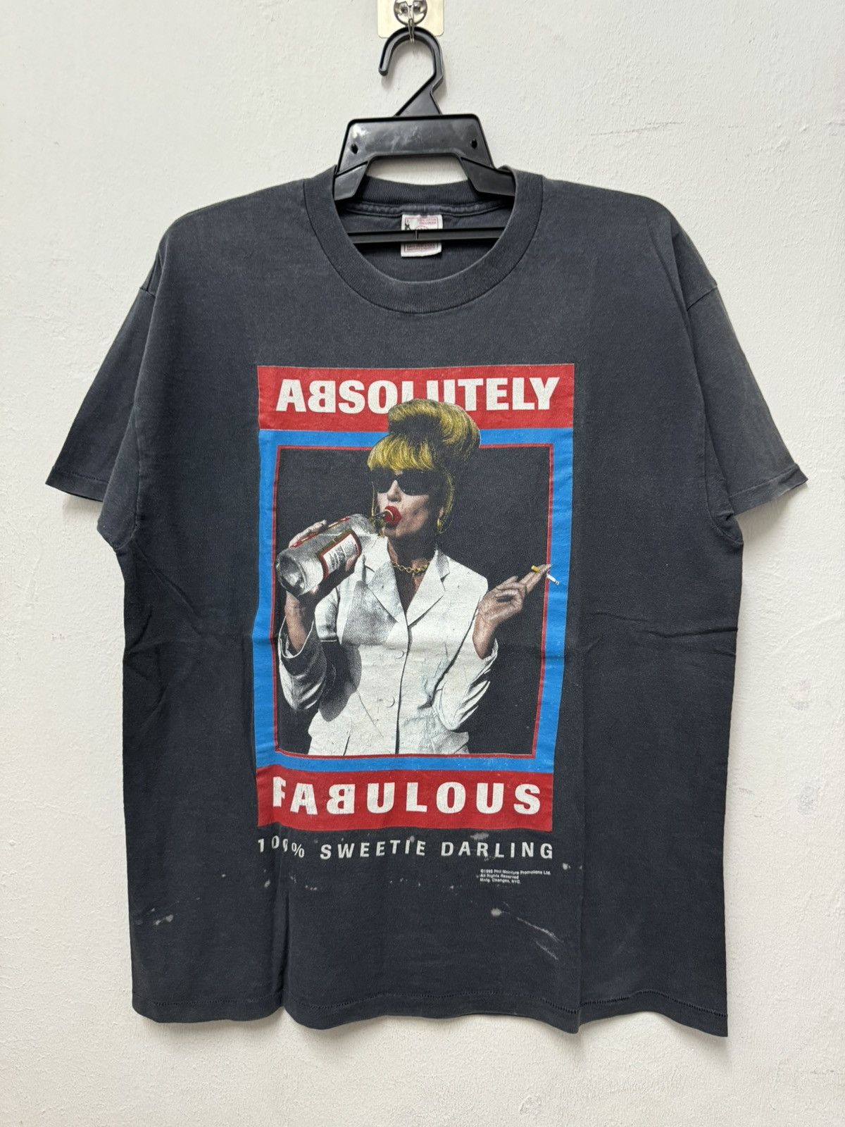 Vintage Vintage 90’s Absolutely Famous 100% Sweetie Darling Tee Size US L / EU 52-54 / 3 - 1 Thumbnail
