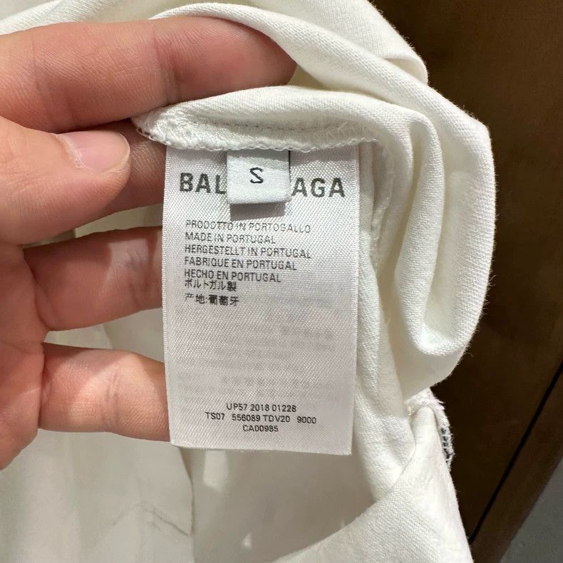 Balenciaga Balenciaga Rainbow embroidered white short sleeves Size US S / EU 44-46 / 1 - 5 Thumbnail