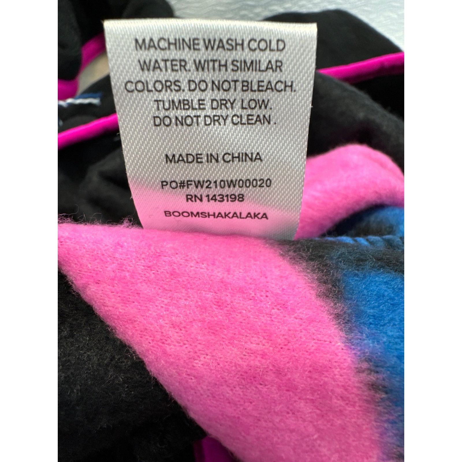 Chubbies Chubbies "Retro Splash” Low-Pile Hoodie Black Pink men sz M Size US M / EU 48-50 / 2 - 9 Thumbnail