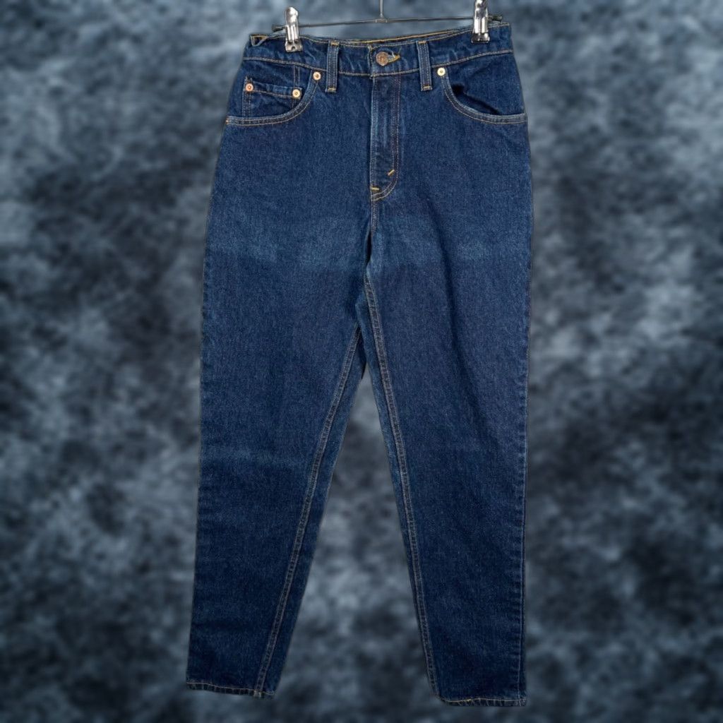 Levi's VINTAGE Levi's 550 Jeans Women 5 Relaxed Medium Blue Denim 90s Pockets 5-Pocket Style Regular Waist 26 Inseam 30 Inseam Size 27" / US 4 / IT 40 - 1 Thumbnail