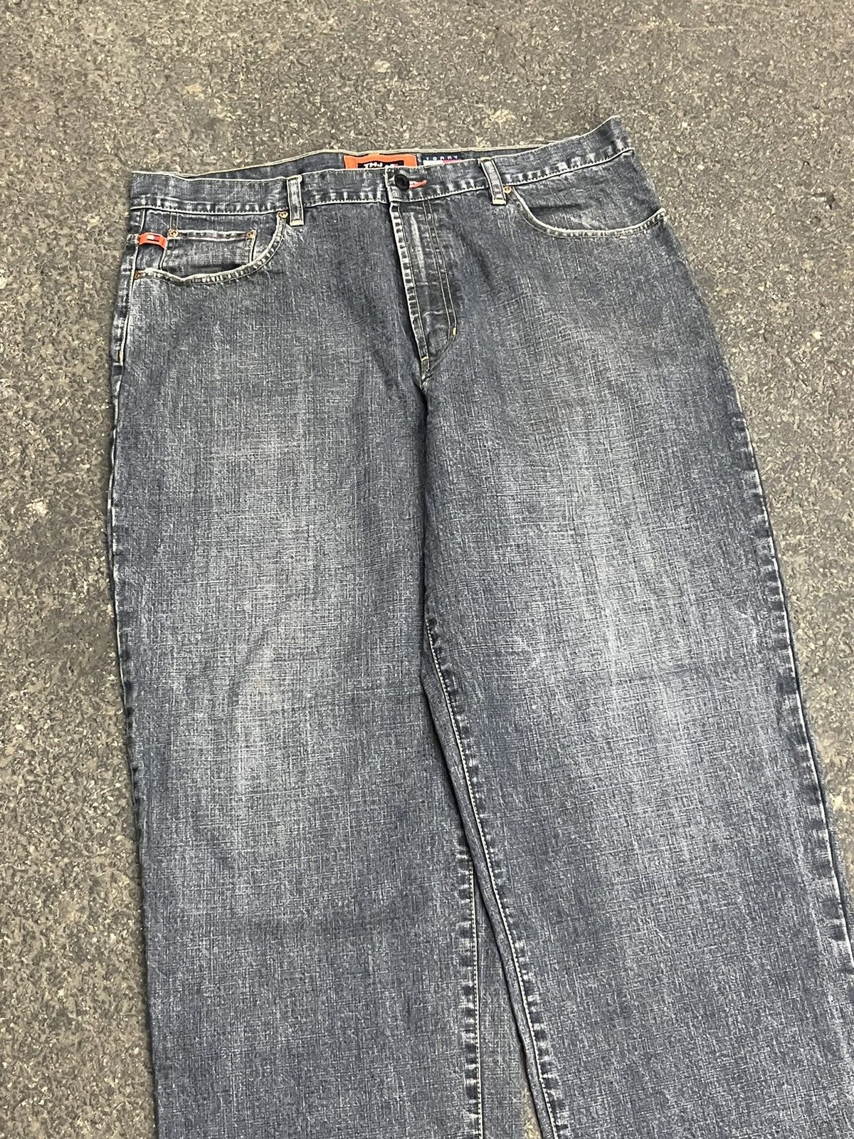 Tommy Hilfiger × Vintage Baggy fit Tommy Hilfiger y2k denim wide leg skater hype rare Size US 38 / EU 54 - 6 Thumbnail