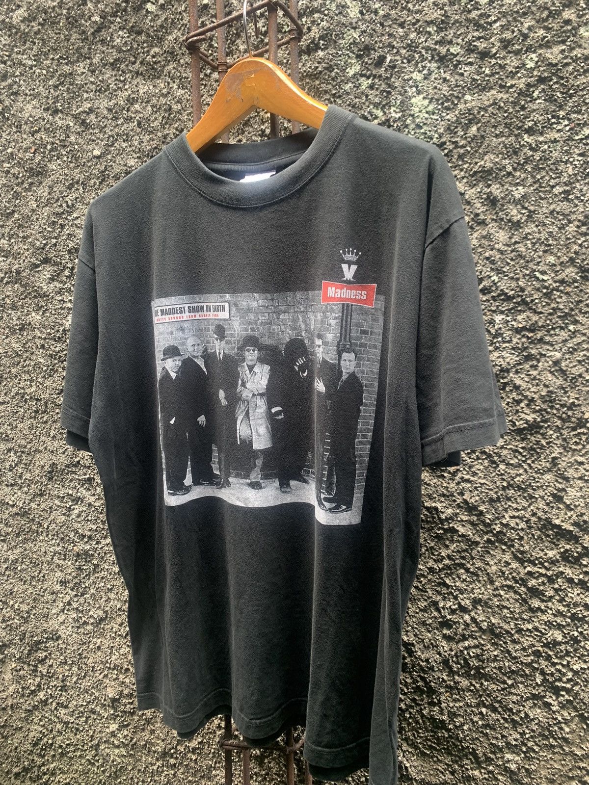 Band Tees Vintage Madness Show on earth Tour 1999 Shirt Size US L / EU 52-54 / 3 - 7 Thumbnail