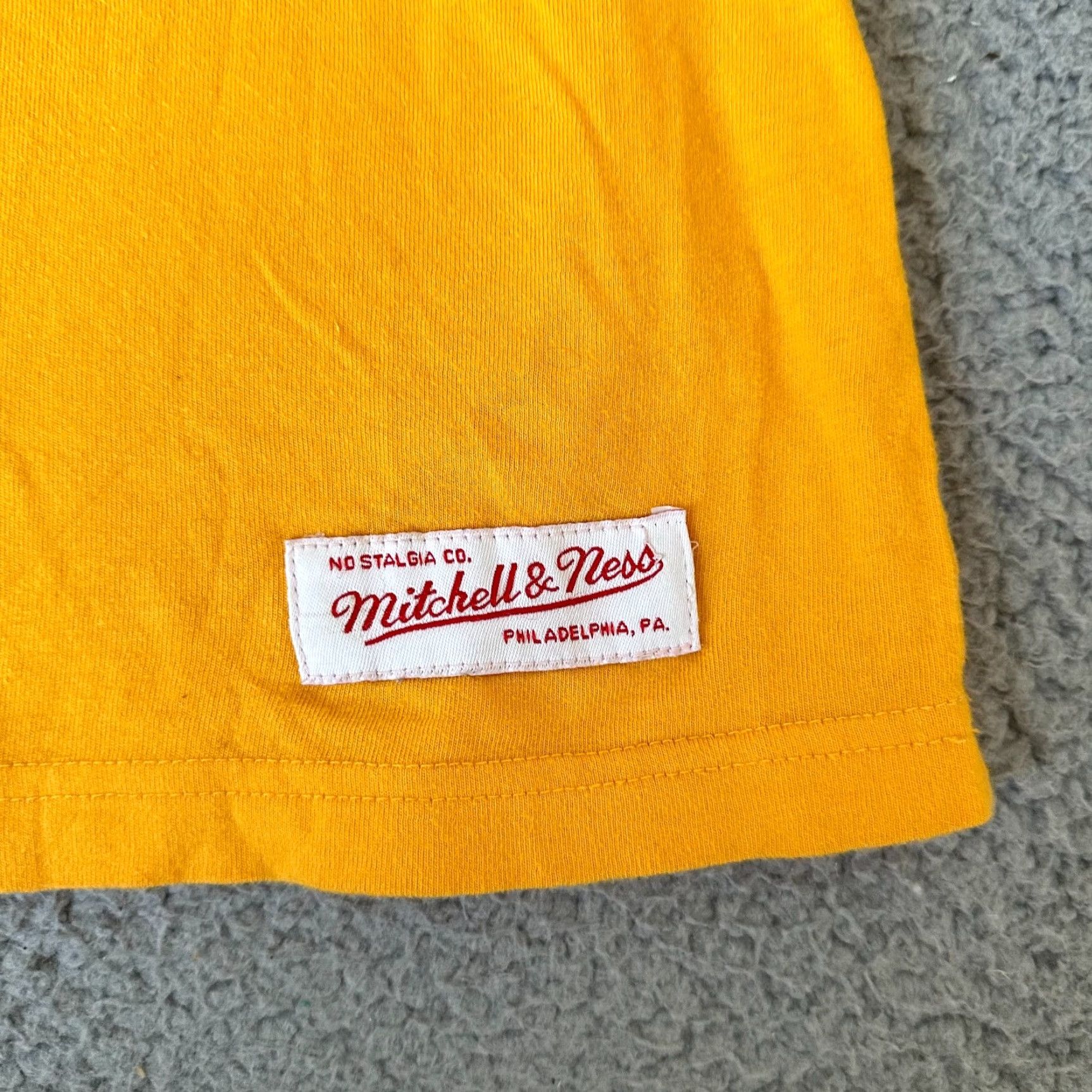 Mitchell & Ness Mitchell & Ness Magic Johnson Tank Top Adult Medium Gold Shirt Mens 90s USA Crew Neck Sleeveless Cotton Polyester Logo Athletic Short Sleeve T-Shirt Size US M / EU 48-50 / 2 - 3 Thumbnail