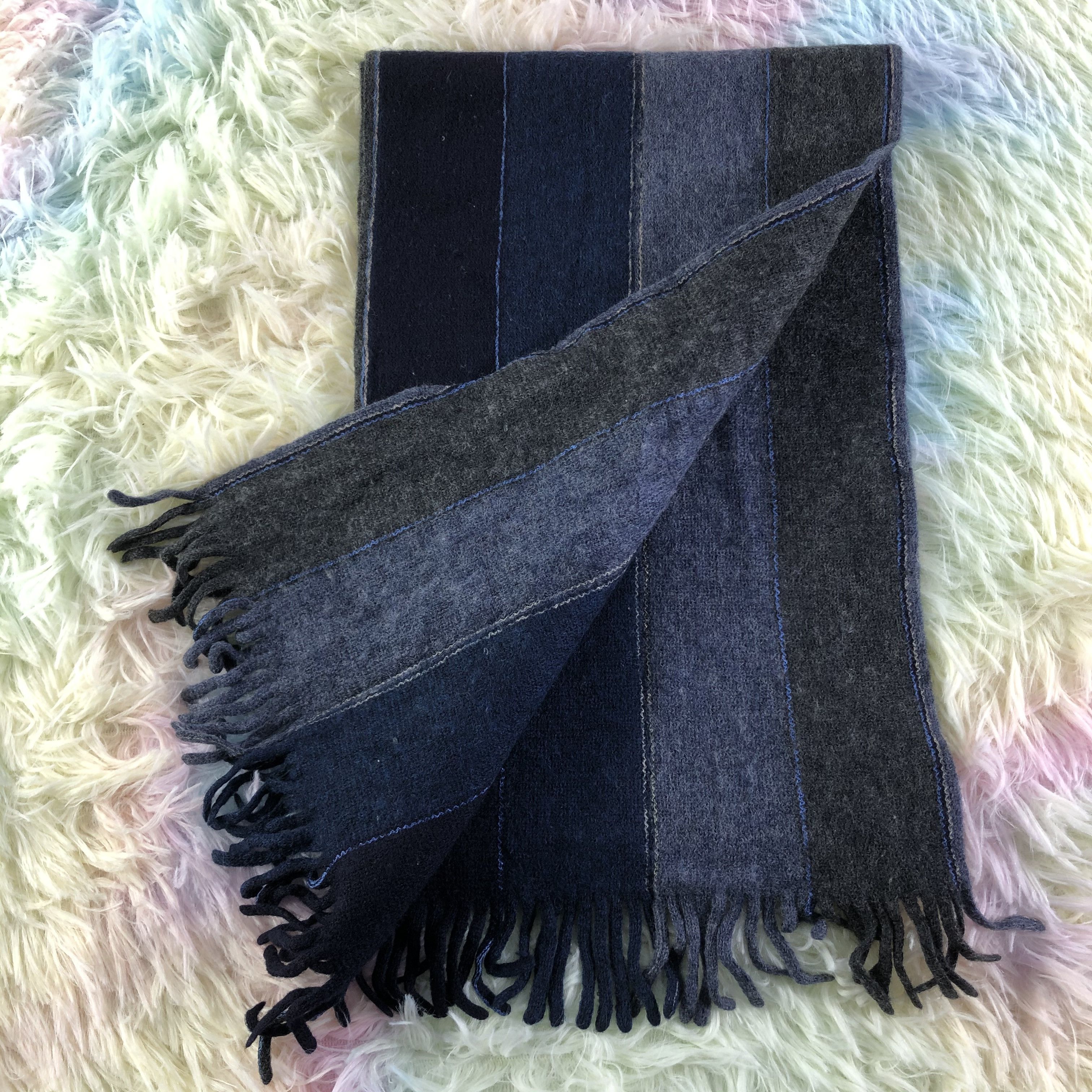 DKNY DKNY Scarf / Muffler / Neckwear - KM380 Size ONE SIZE - 4 Thumbnail